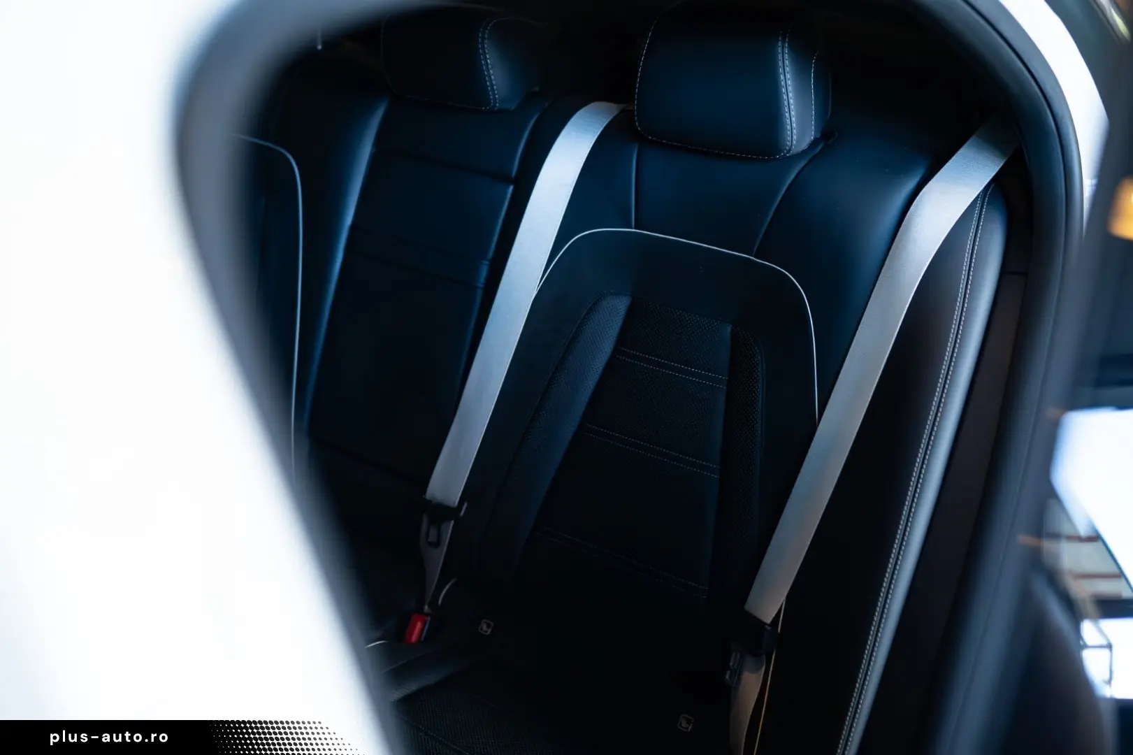 MERCEDES-BENZ E 63 AMG S   4 Matic   1000 PS    Burmester