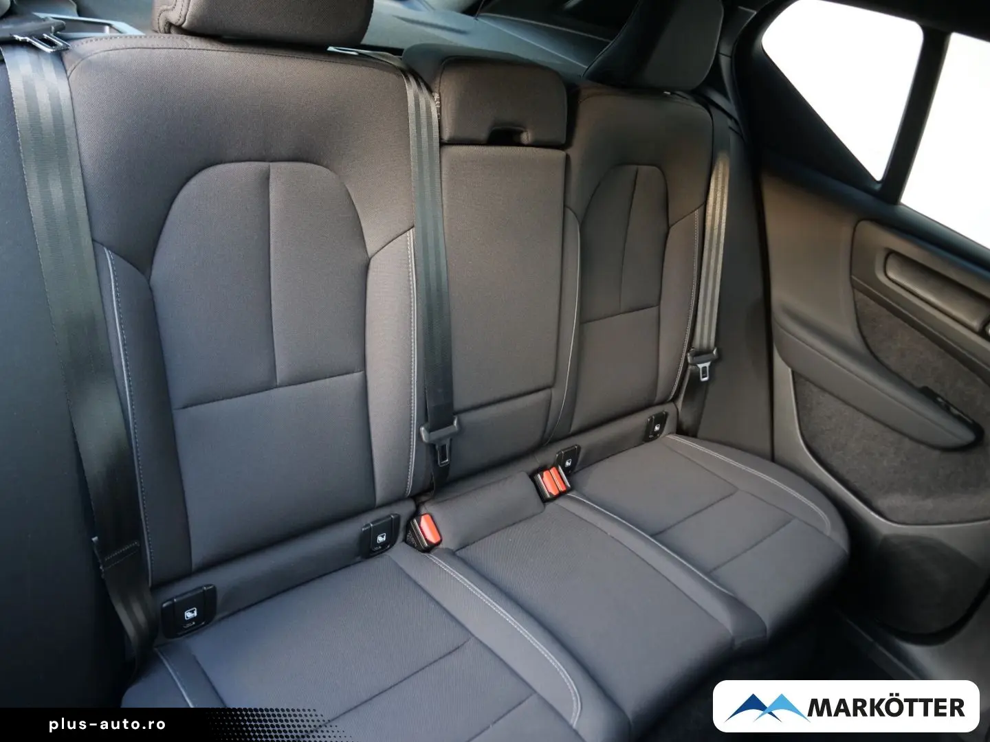 VOLVO XC40 Recharge Single Motor AHK STHZ CAM BLIS ACC