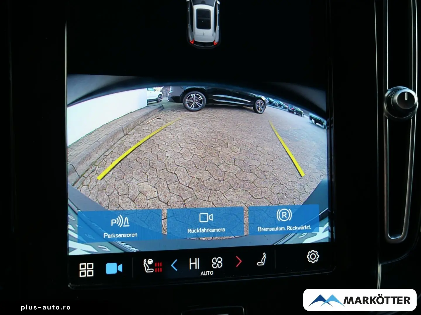 VOLVO XC40 Recharge Single Motor AHK STHZ CAM BLIS ACC