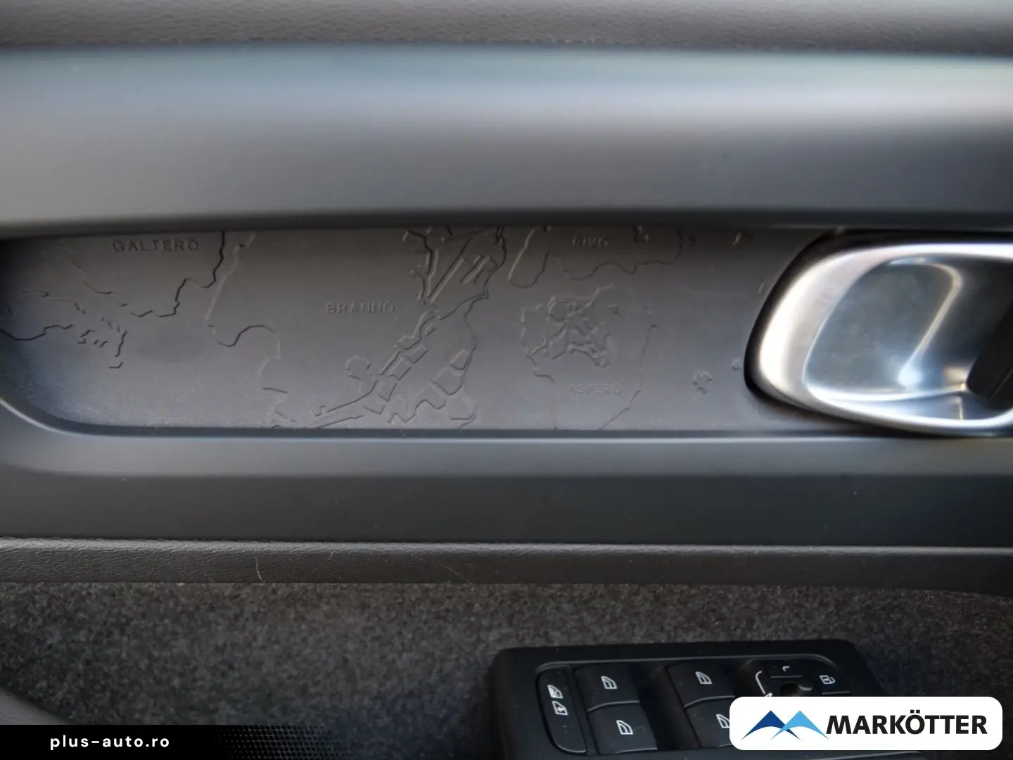 VOLVO XC40 Recharge Single Motor AHK STHZ CAM BLIS ACC