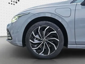 VW Golf Style 1.4TSI eHybrid  NAVI MATRIX ASG ACC S