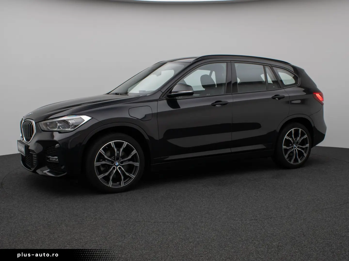 BMW X1 xD25e M Sport Kamera HUD DAB HiFi Alarm 19Zol
