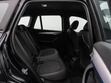 BMW X1 xD25e M Sport Kamera HUD DAB HiFi Alarm 19Zol