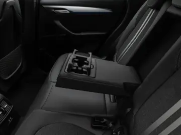 BMW X1 xD25e M Sport Kamera HUD DAB HiFi Alarm 19Zol