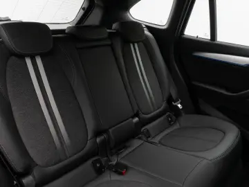 BMW X1 xD25e M Sport Kamera HUD DAB HiFi Alarm 19Zol