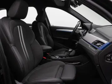 BMW X1 xD25e M Sport Kamera HUD DAB HiFi Alarm 19Zol