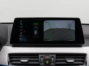 BMW X1 xD25e M Sport Kamera HUD DAB HiFi Alarm 19Zol