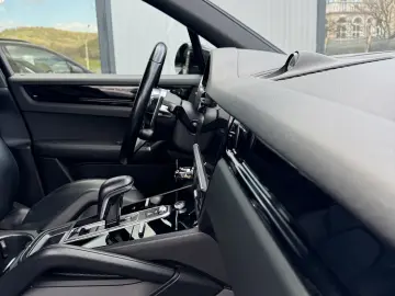 Porsche Cayenne plug in Hybrid