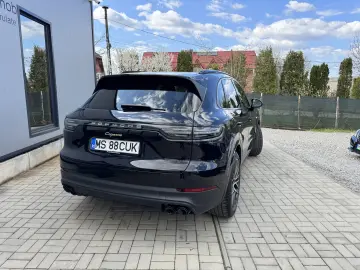 Porsche Cayenne plug in Hybrid