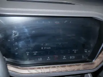 VW Touareg 3.0 V6 TDI