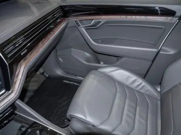 VW Touareg 3.0 V6 TDI