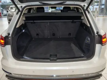 VW Touareg 3.0 V6 TDI