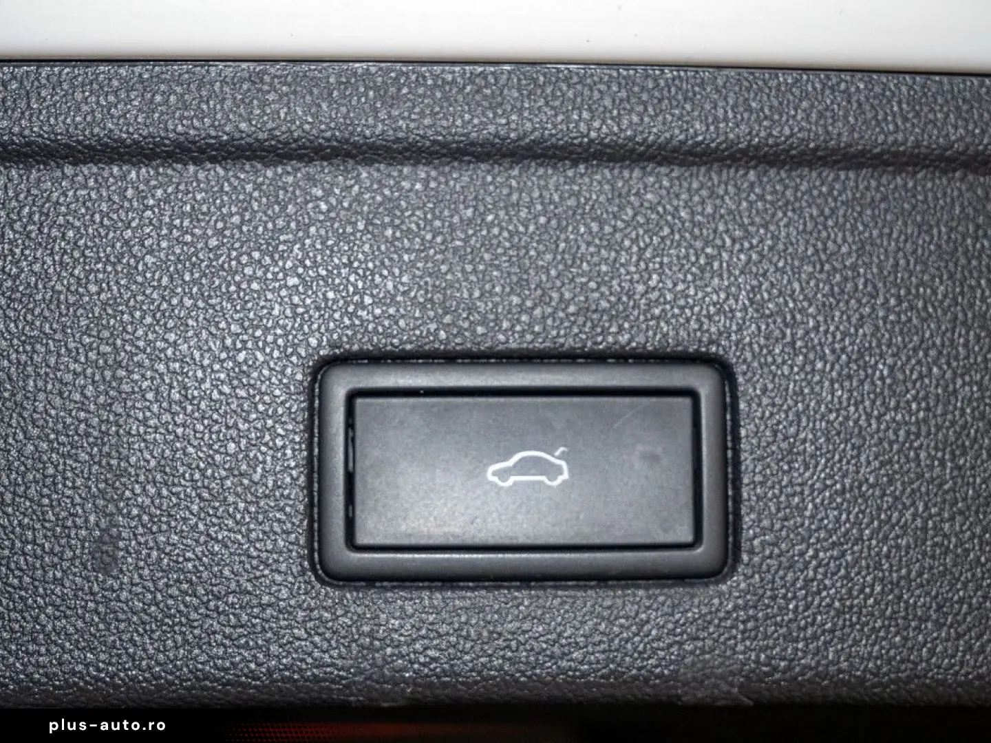 VW Touareg 3.0 V6 TDI