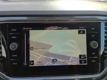 VW T-Roc 2.0 TSI 4M DSG Sport STHZ KAMERA LEDER