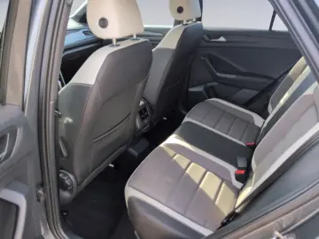 VW T-Roc 2.0 TSI 4M DSG Sport STHZ KAMERA LEDER