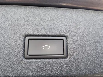 VW T-Roc 2.0 TSI 4M DSG Sport STHZ KAMERA LEDER