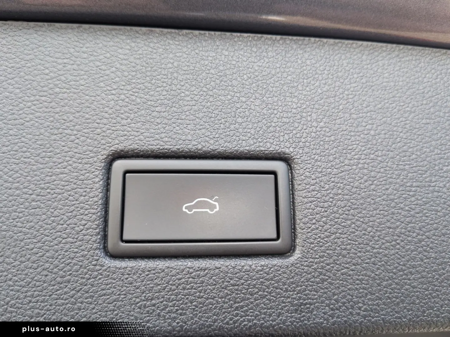 VW T-Roc 2.0 TSI 4M DSG Sport STHZ KAMERA LEDER