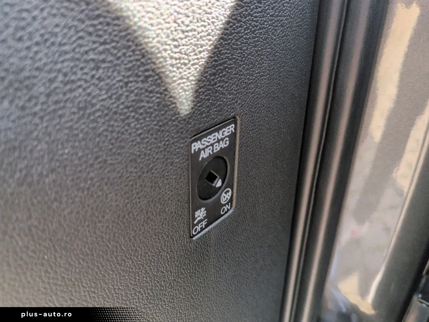 VW T-Roc 2.0 TSI 4M DSG Sport STHZ KAMERA LEDER