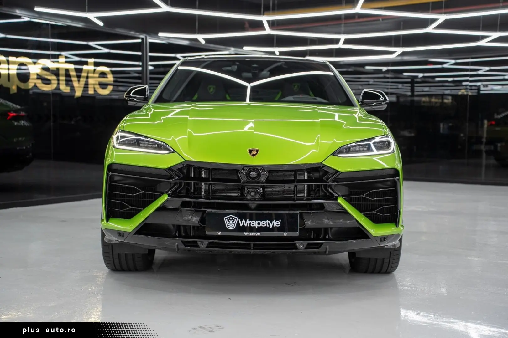 LAMBORGHINI Urus SE HYBRID MASSAGE FULL