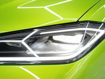 LAMBORGHINI Urus SE HYBRID MASSAGE FULL