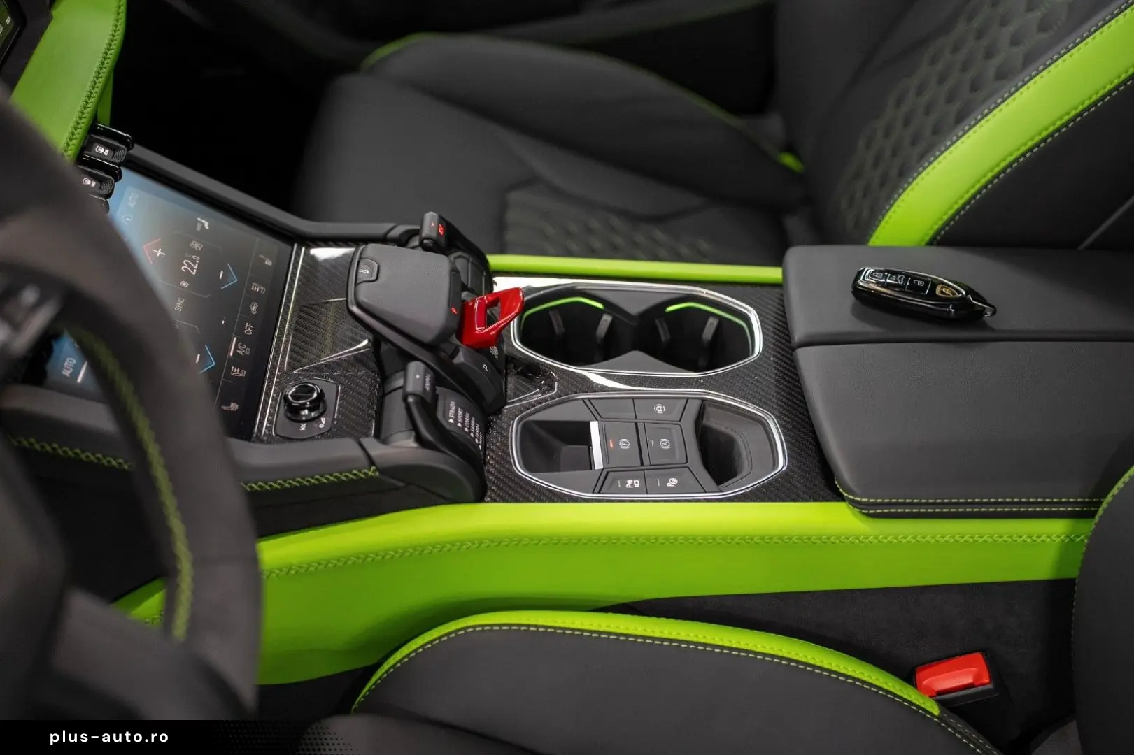 LAMBORGHINI Urus SE HYBRID MASSAGE FULL