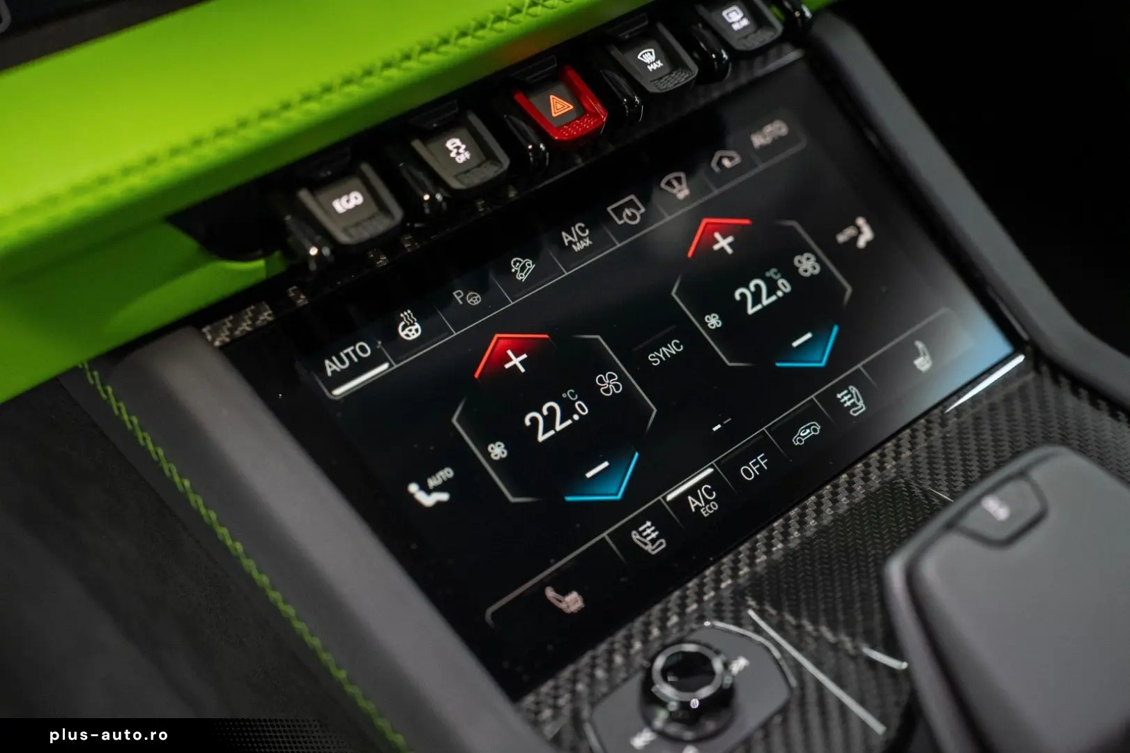 LAMBORGHINI Urus SE HYBRID MASSAGE FULL