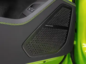 LAMBORGHINI Urus SE HYBRID MASSAGE FULL