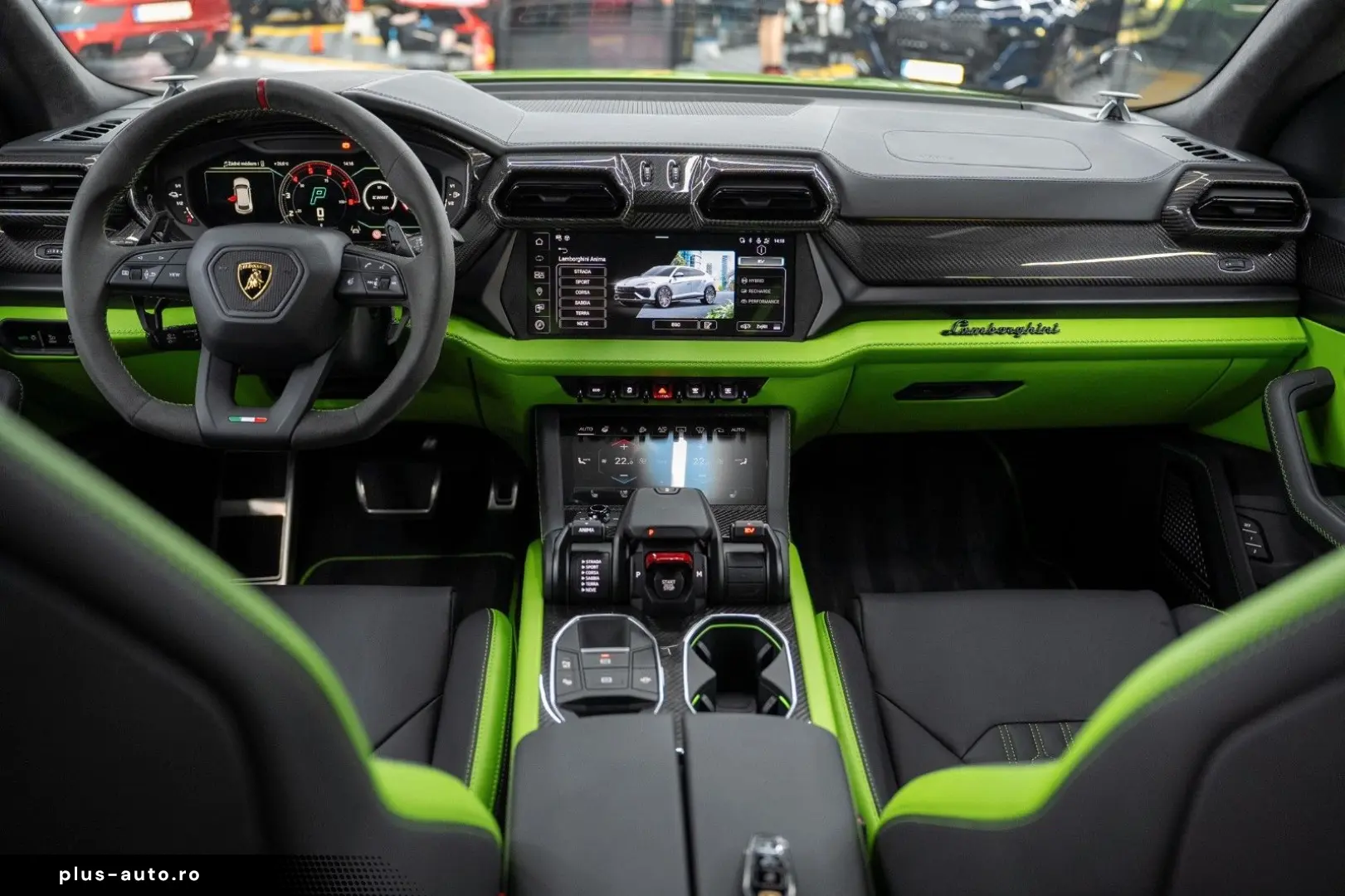 LAMBORGHINI Urus SE HYBRID MASSAGE FULL