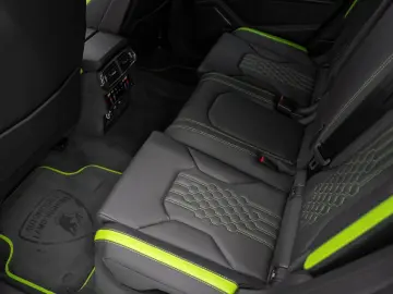 LAMBORGHINI Urus SE HYBRID MASSAGE FULL