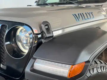 JEEP Wrangler Willys  4XE  LED Carplay AHK Soundsys