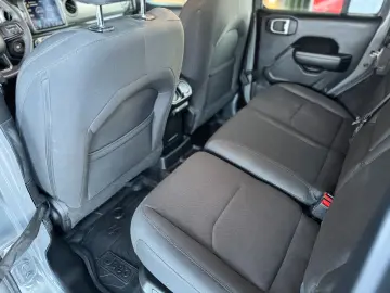 JEEP Wrangler Willys  4XE  LED Carplay AHK Soundsys