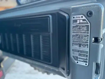 JEEP Wrangler Willys  4XE  LED Carplay AHK Soundsys