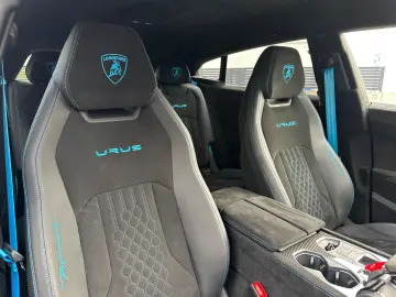 LAMBORGHINI Performante AD PERSONAM FULL CARBON 23  360 3D