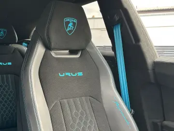 LAMBORGHINI Performante AD PERSONAM FULL CARBON 23  360 3D