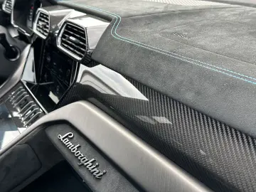 LAMBORGHINI Performante AD PERSONAM FULL CARBON 23  360 3D