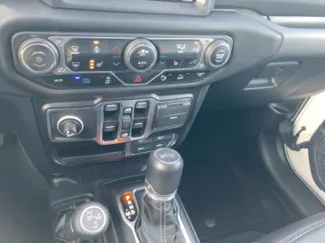 JEEP Wrangler PHEV Sahara Unlimited