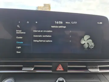 Hyundai Elantra 1.6 l 123 CP CVT Highway