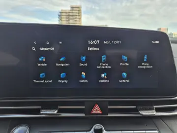 Hyundai Elantra 1.6 l 123 CP CVT Highway