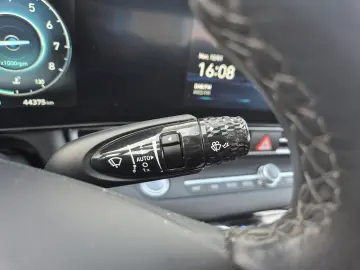 Hyundai Elantra 1.6 l 123 CP CVT Highway