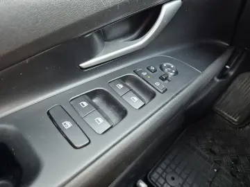 Hyundai Elantra 1.6 l 123 CP CVT Highway