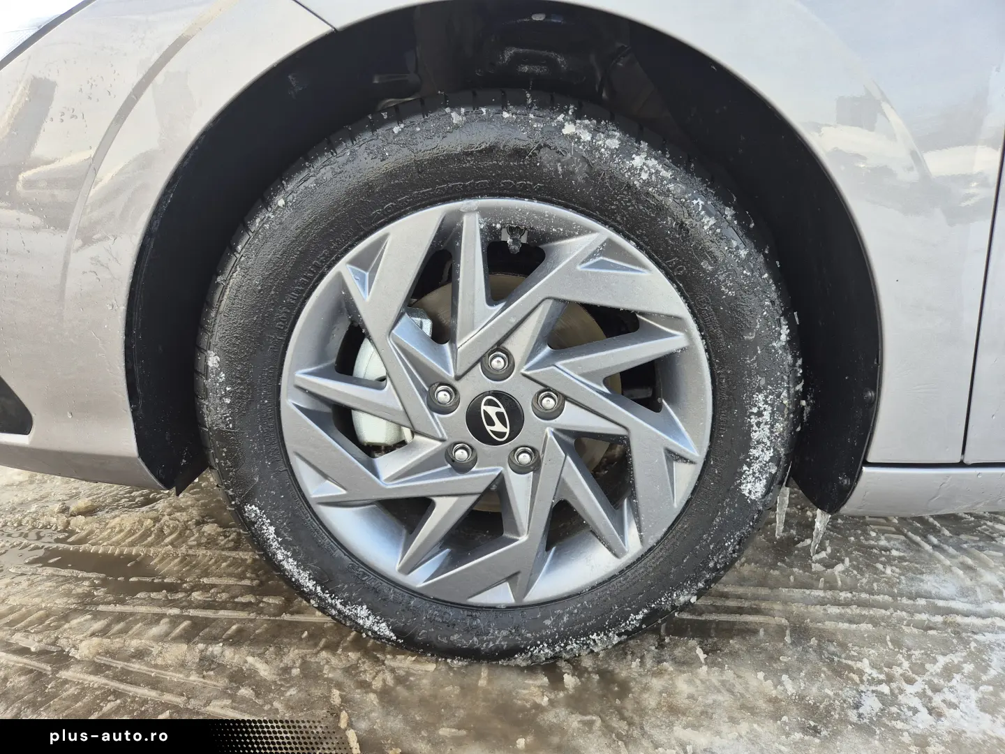 Hyundai Elantra 1.6 l 123 CP CVT Highway