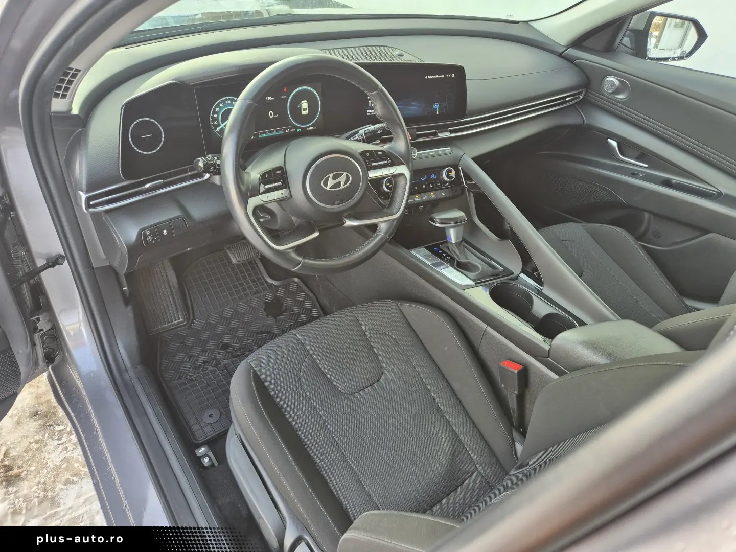 Hyundai Elantra 1.6 l 123 CP CVT Highway