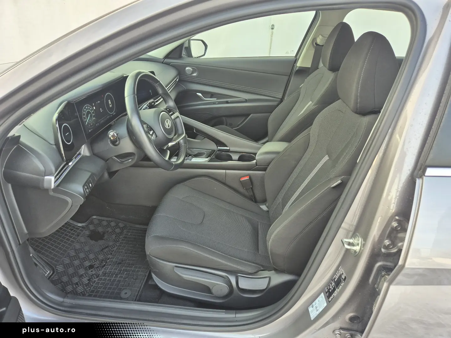 Hyundai Elantra 1.6 l 123 CP CVT Highway