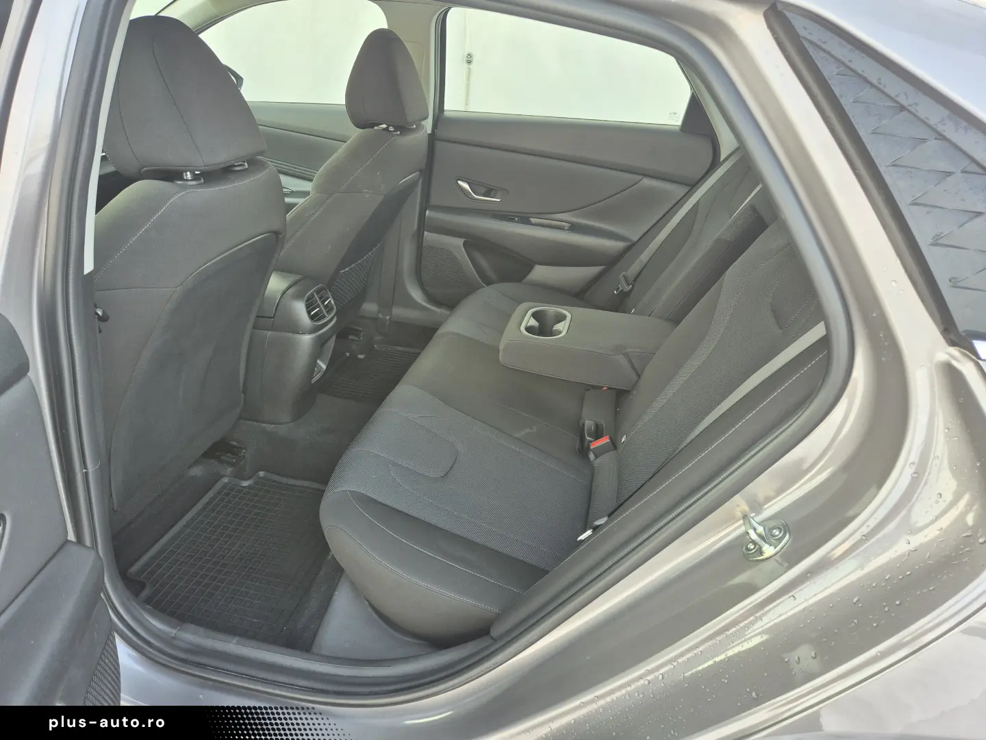 Hyundai Elantra 1.6 l 123 CP CVT Highway