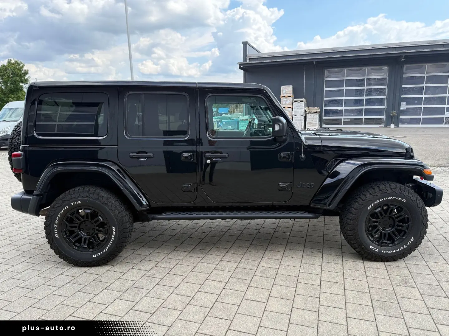 JEEP Wrangler 2.0 T-GDi Unlim. Night Eagle  Umbau AHK