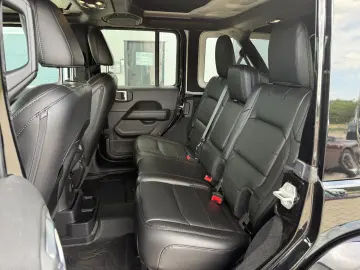 JEEP Wrangler 2.0 T-GDi Unlim. Night Eagle  Umbau AHK