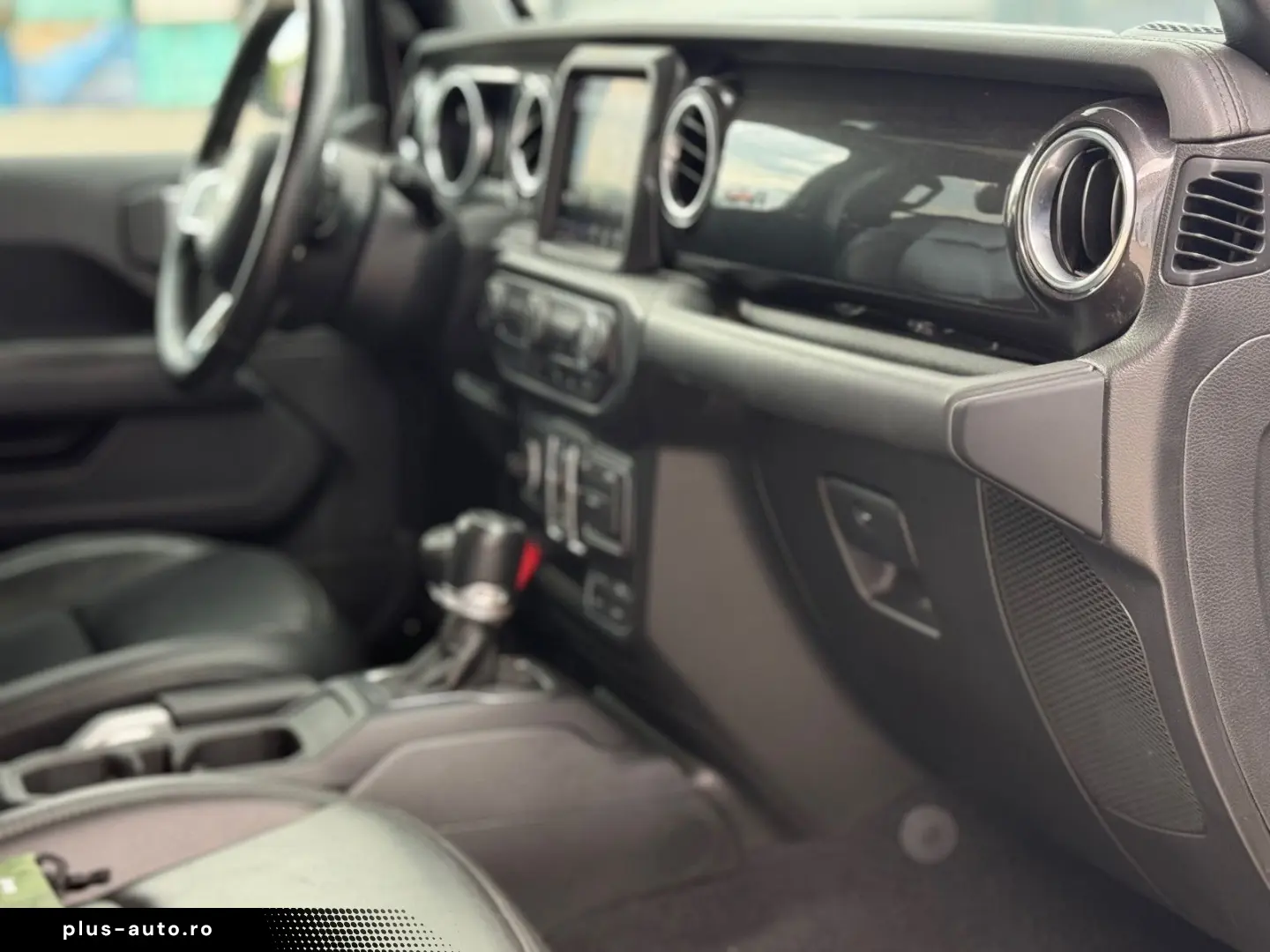 JEEP Wrangler 2.0 T-GDi Unlim. Night Eagle  Umbau AHK