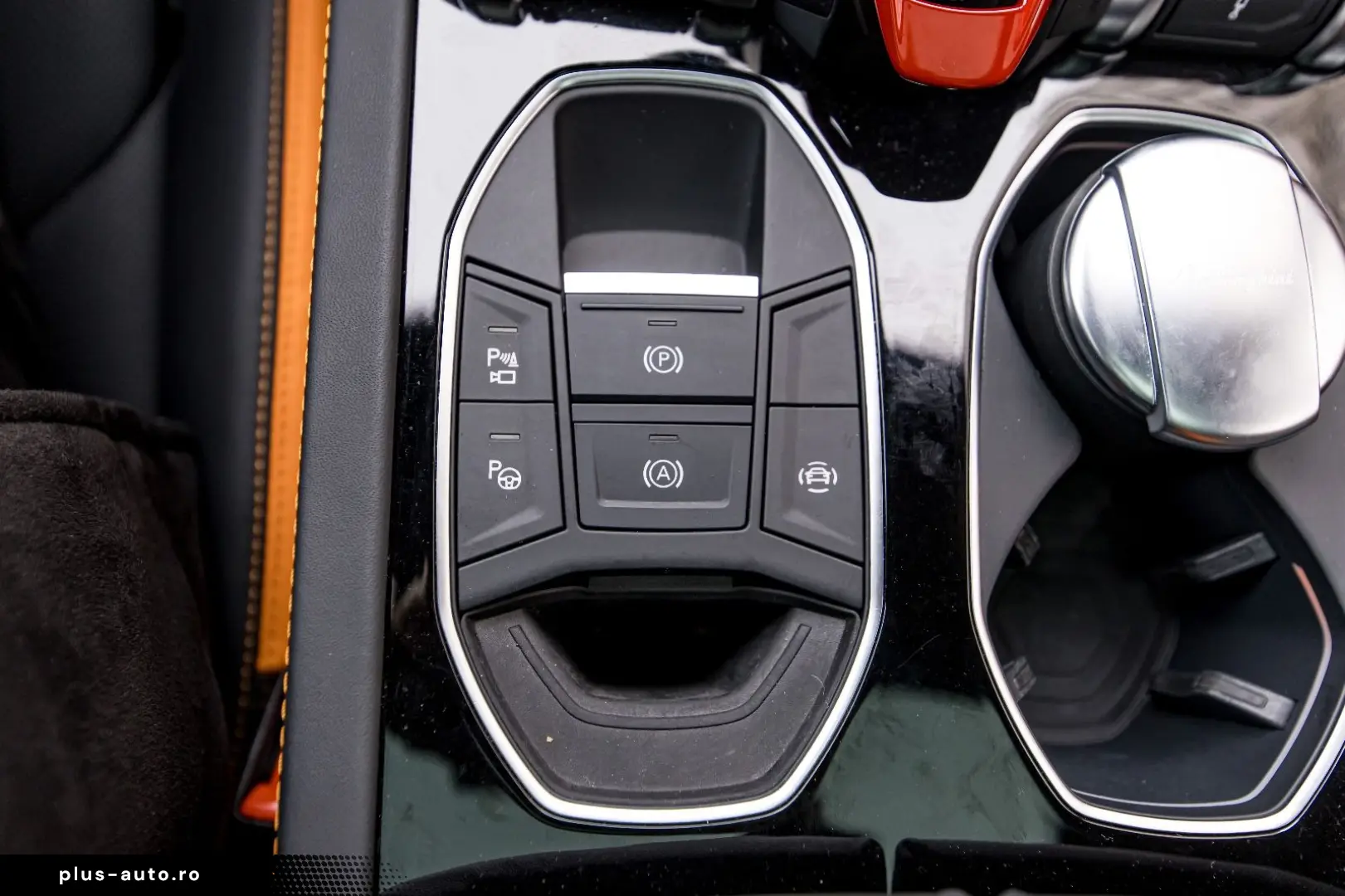 LAMBORGHINI Urus 4.0 V8 Sport