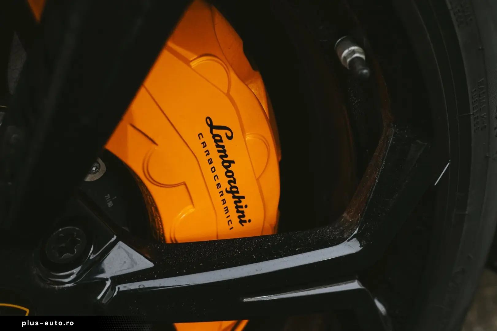 LAMBORGHINI Urus 4.0 V8 Sport