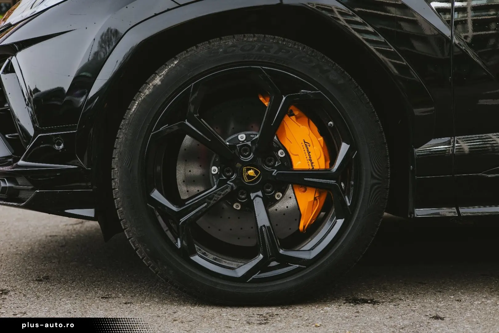 LAMBORGHINI Urus 4.0 V8 Sport